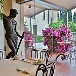 Отель Neroli - Place Of Charme 4*